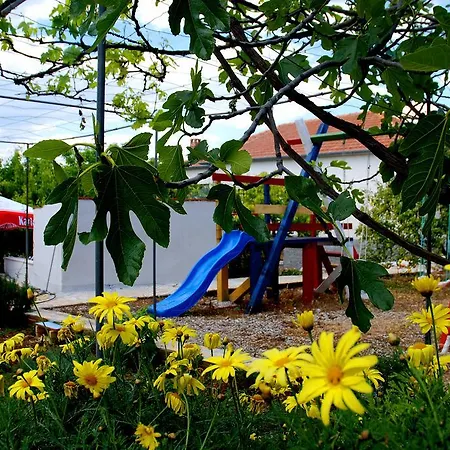 Lilly Apartament Sutivan